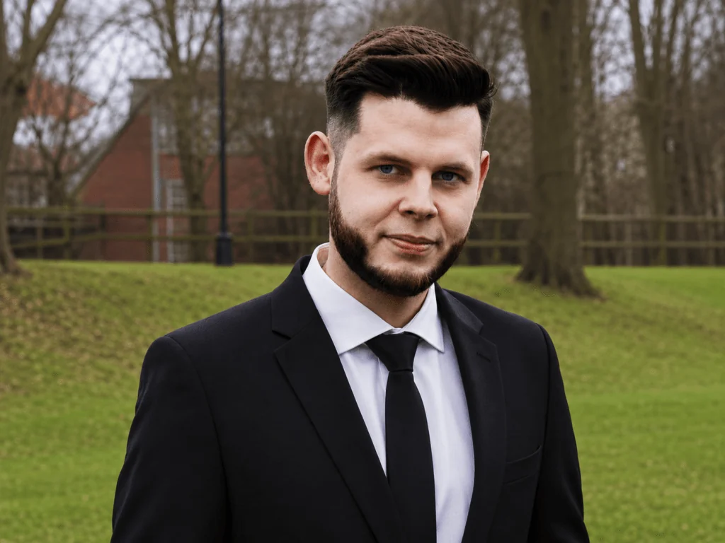 Robin-Shaun Bland, Mitgründer von Lichterwelt Bestattungen